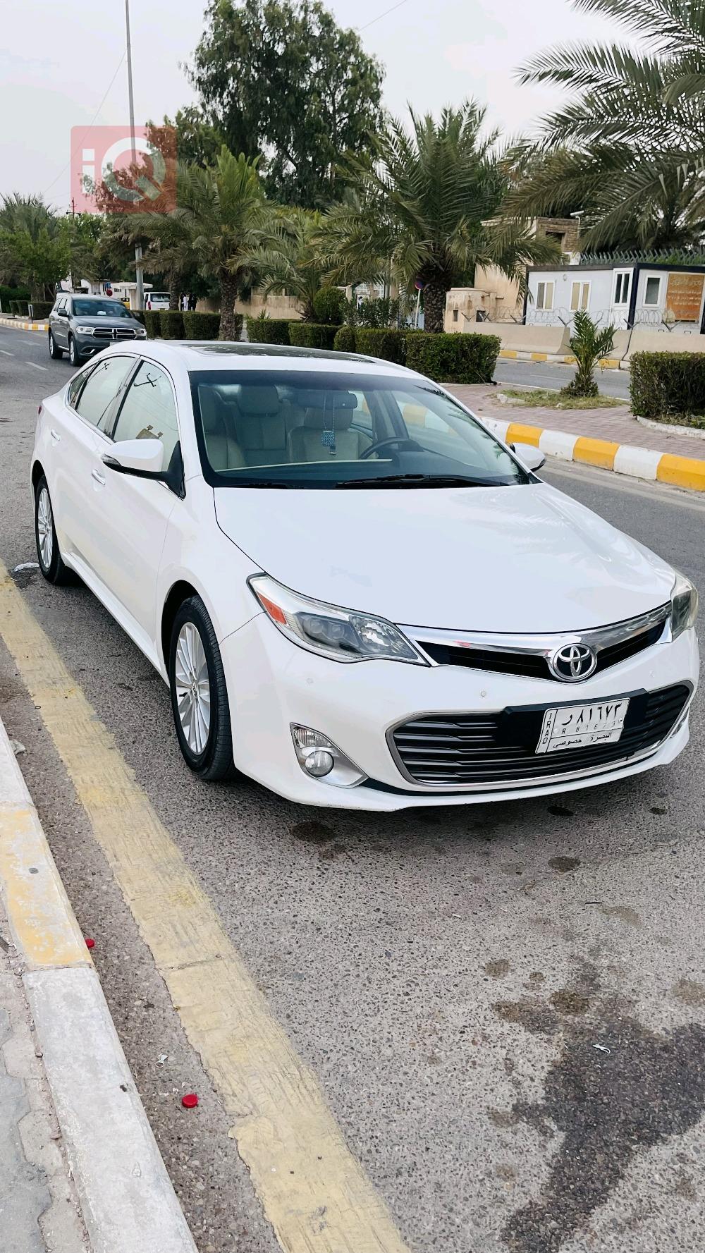 تويوتا أفالون